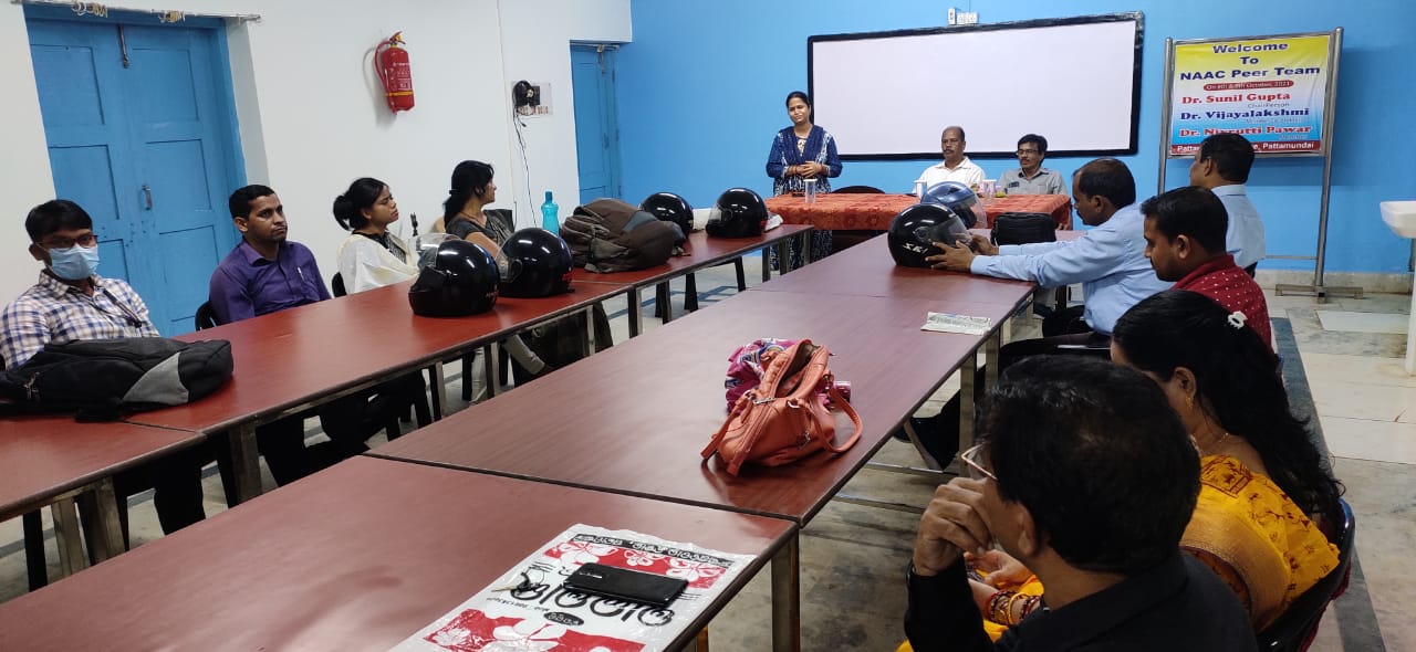 FAREWELL CEREMONY OF MRS. NEERUPAMA SWAIN, LECTURER IN EDUCATION