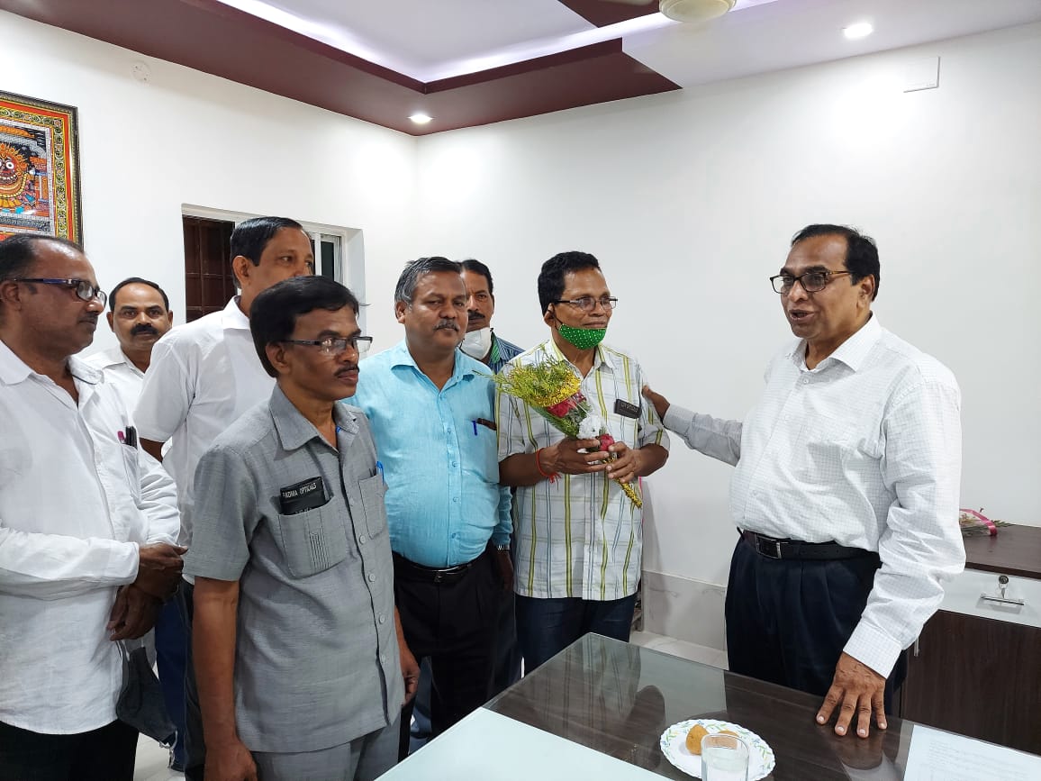 Welcome ceremony of Mr. Babajee Charan Rout