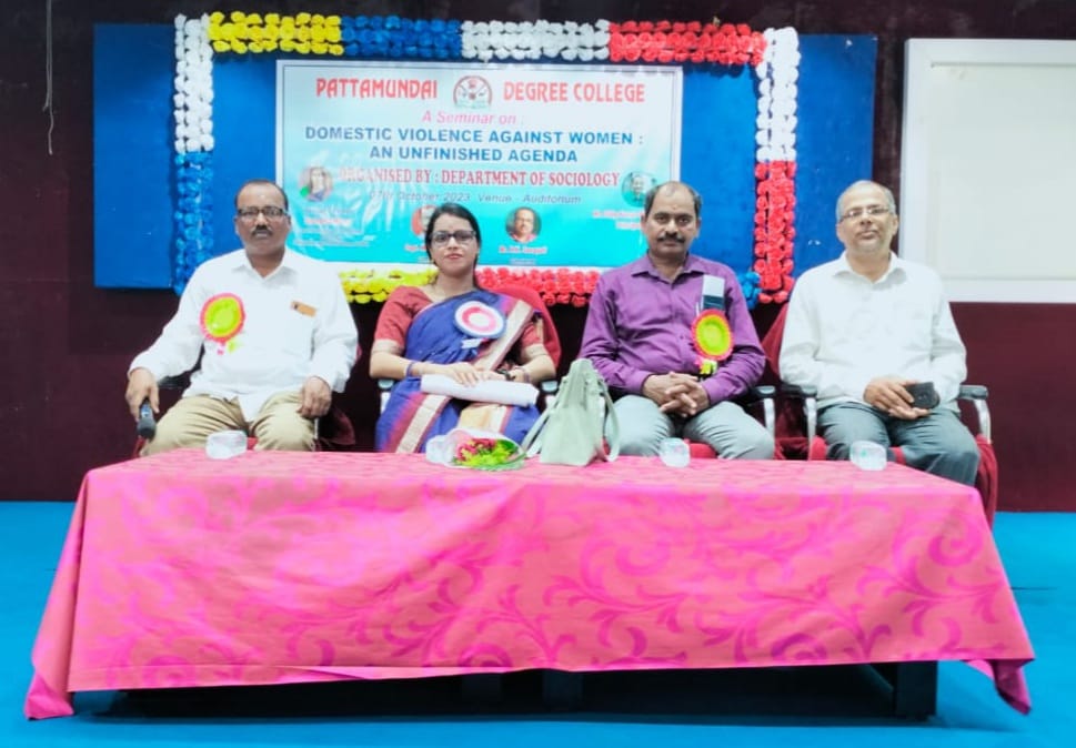 Departmental Seminar, 23-24