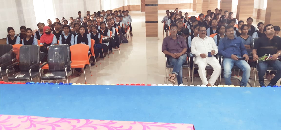 Departmental Seminar, 23-24