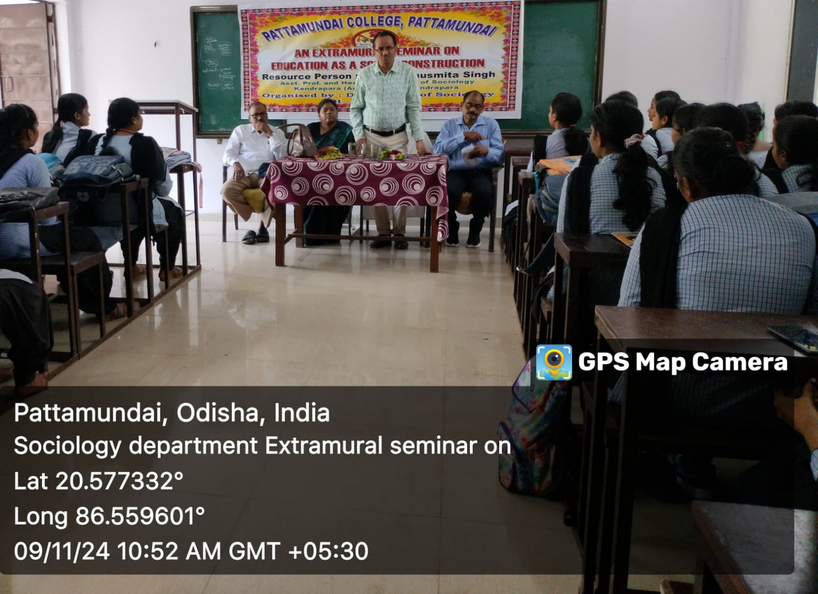 Departmental Seminar, 23-24