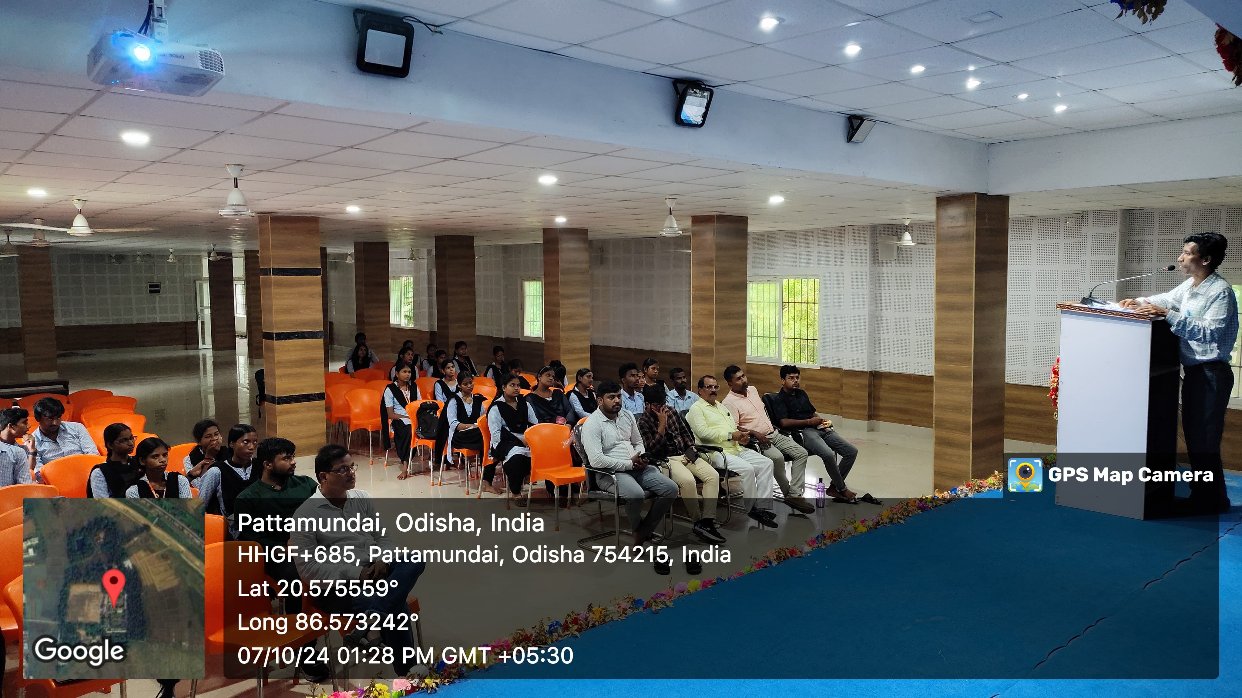 Departmental Seminar, 23-24